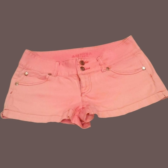ARIZONA Pink Denim Shorts. Size 9 - Picture 1 of 4